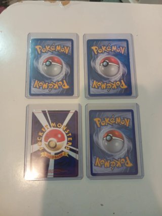 Lote 3 Cartas Pokémon: Banette,Charizard,Kingdra