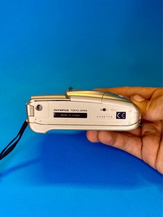 OLYMPUS MJU II (Zoom 80)