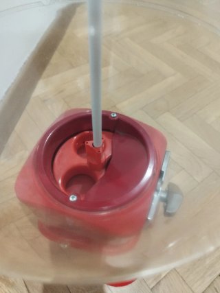 Maquina expendedora de bolas de chicle/ Hucha