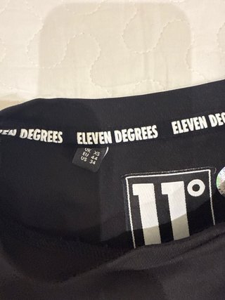 Jersey Eleven Degrees Negro y Verde Talla XS