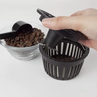 Cafetera Diseño con Molinillo Integrado