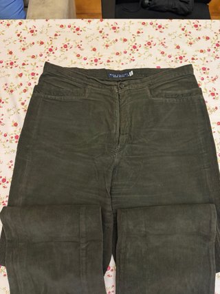 Pantalón de pana mujer verde oliva