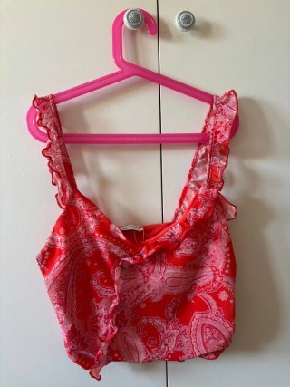 Top Bershka Rojo Estampado Talla S