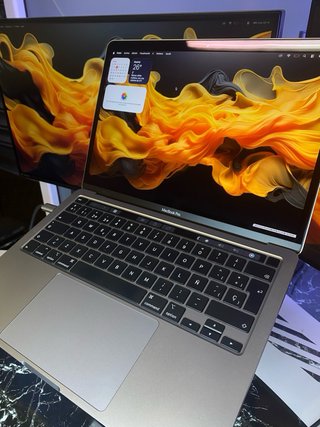 MacBook Pro 2020 16GB/500GB