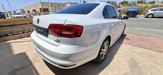 Volkswagen Jetta Sport 2.0 TDI BMT