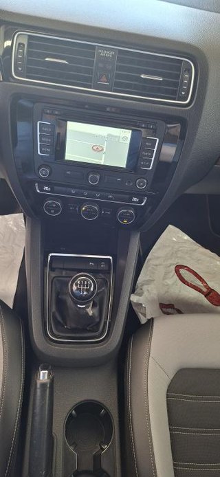 Volkswagen Jetta Sport 2.0 TDI BMT