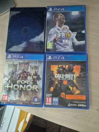 PS4 Slim 1TB Negra con Caja