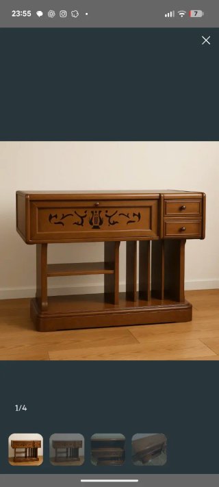 Mueble de madera maciza