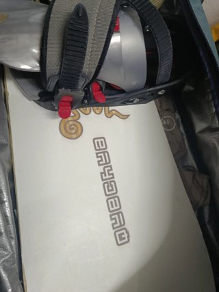 Tabla Snowboard y botas Decathlon