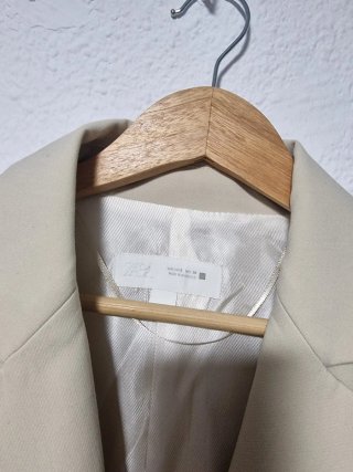 Americana Zara Beige