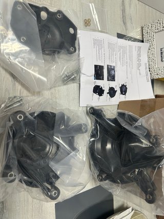 Tapas protectoras motor GB Racing Daytona 675R