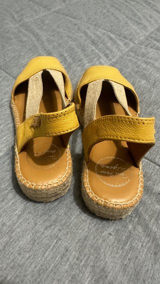 Avarcas Toni Pons Amarillas – Talla 36