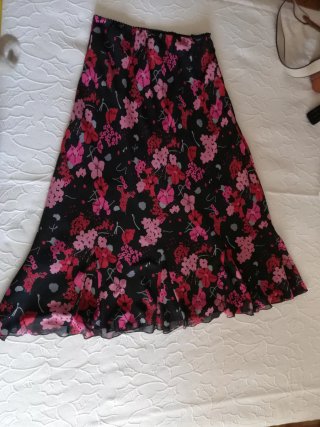 Falda larga estampada floral