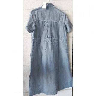 Vestido vaquero midi con cinturón