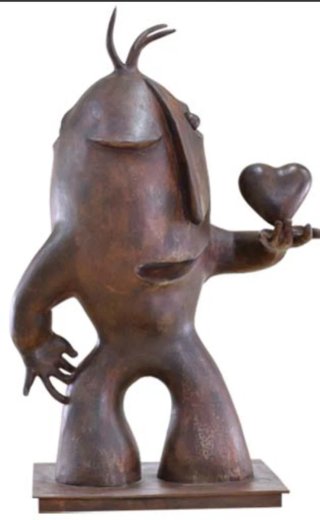 Escultura El Hombre Corazón de Juan Ripollés.