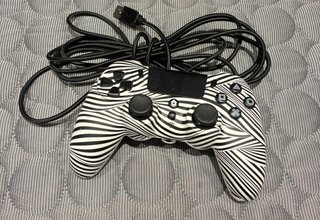 PS4 500gb Diablo 4 2 pad