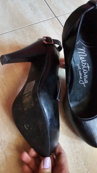 Zapatos variados