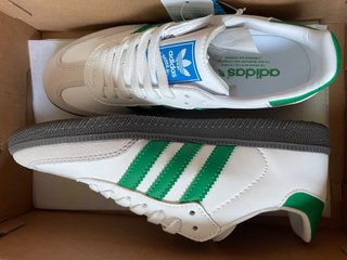 Adidas Samba Blancas y Verdes
