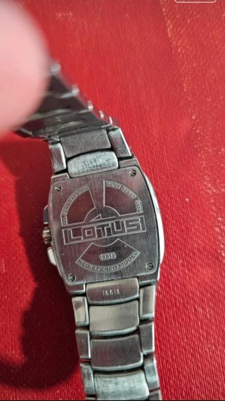 Reloj Lotus Mujer Acero (Pila Nueva)