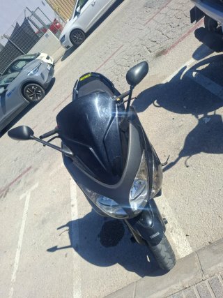 Yamaha TMAX Negra abs