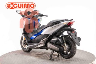 HONDA FORZA 125