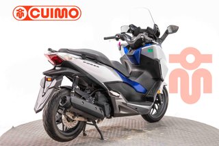 HONDA FORZA 125