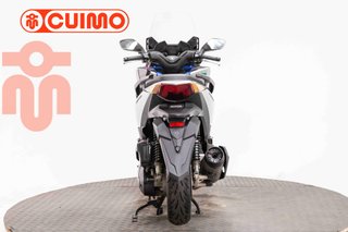 HONDA FORZA 125