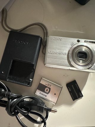 Câmara Sony S750 Prata + Acessórios