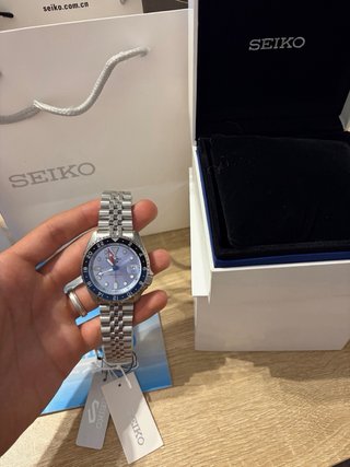 Seiko 5 Sports SSK GMT Ice Blue Edición Limitada