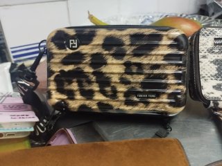 Lote 3 bolsos: Forever Young móvil