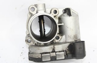 1384657 a2c53179081 válvula egr opel vivaro caja