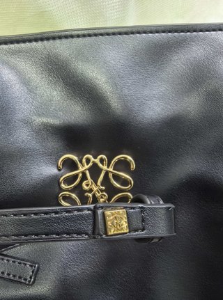Bolso Loewe Flamenco Clutch Mediano Negro