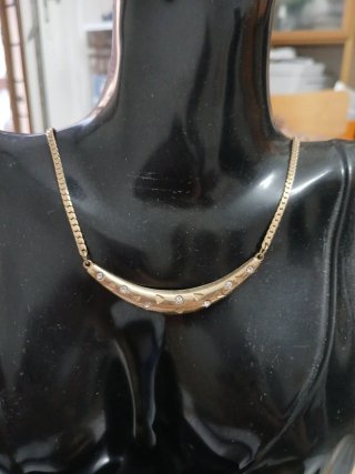 Collana vintage con strass dorata