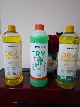 Set 3 Detergenti Stanhome De Greaser e Try It