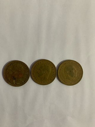 Lote 5 monedas: Pesetas y Lituania