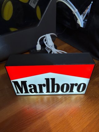 Lampada Marlboro
