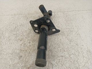 PUNTERA DELANTERA DERECHA DE PARAGOLPES BMW SERIE