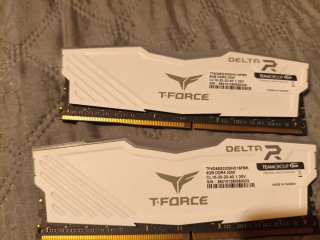 2x TeamGroup T-Force DDR4 8GB 3200MHz