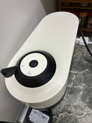 Cafetera Nespresso Blanca vertuo