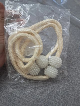 Ganci per tende con perle bianche