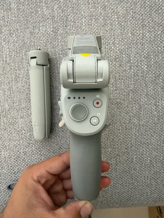 DJI Osmo 4 Gimbal para móvil