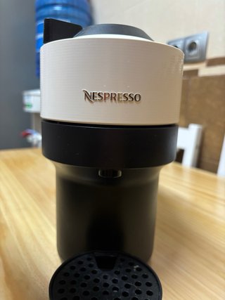 Cafetera Nespresso Krups Blanca y Negra