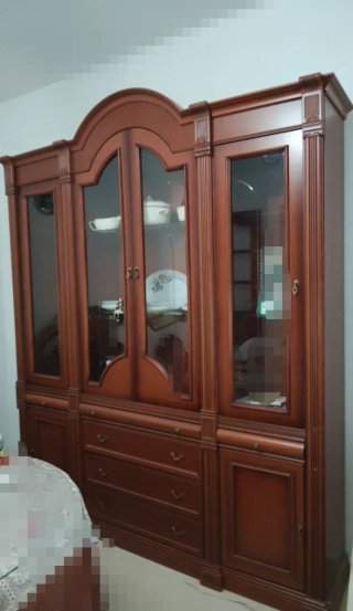 Mueble comedor cerezo con vitrina