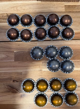 Cafetera Nespresso Vertuo + 22 cápsulas