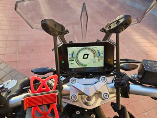 Voge 625R Negra/Plata Moto Naked