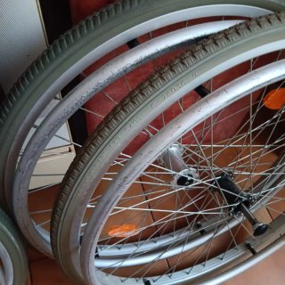 Ruedas de silla de ruedas