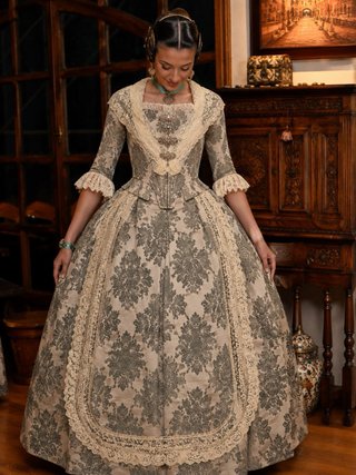 Corte Damasco para traje de fallera en caqui y Oro