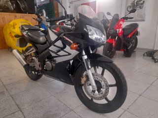 HONDA CBR 125 R