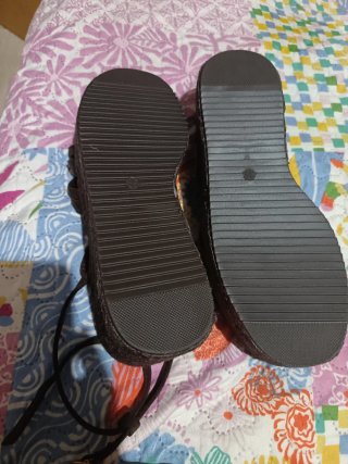 Sandalias de plataforma marrones