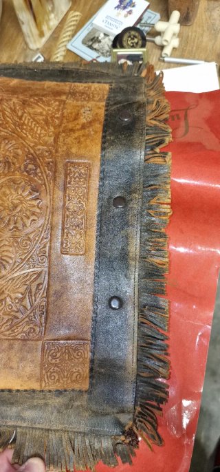 Cuscino Vintage Pelle Goffrata Mano